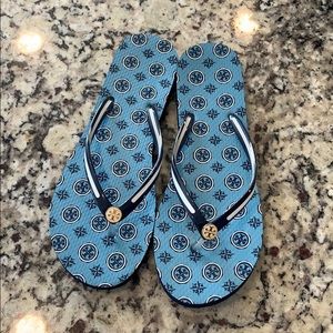 Tory Burch flip flops. Euc
